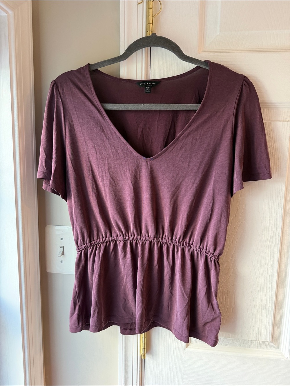 Lucky Brand Plum V-Neck Short Sleeve Peplum Top